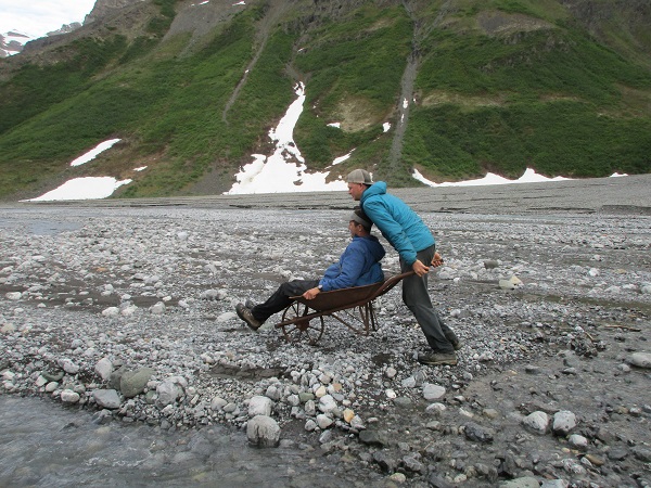 alaska guides hiking