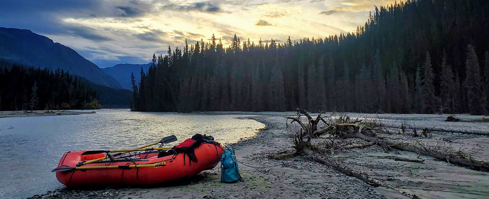 Rafting on Upper Chitina River with St. Elias Alpine Guides